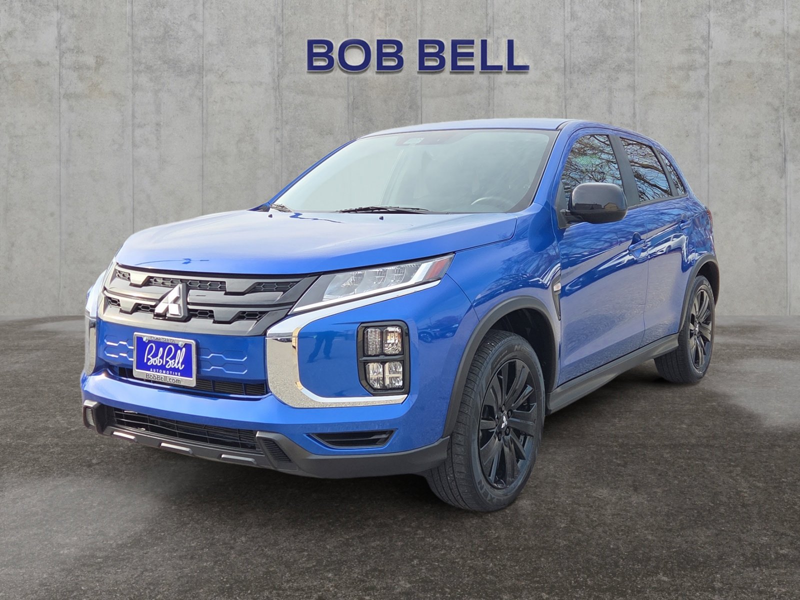 2022 Mitsubishi Outlander Sport LE's photo