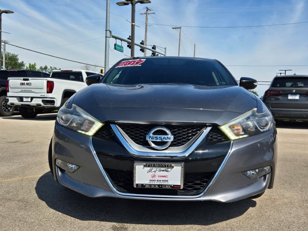 2017 Nissan Maxima SL photo 2