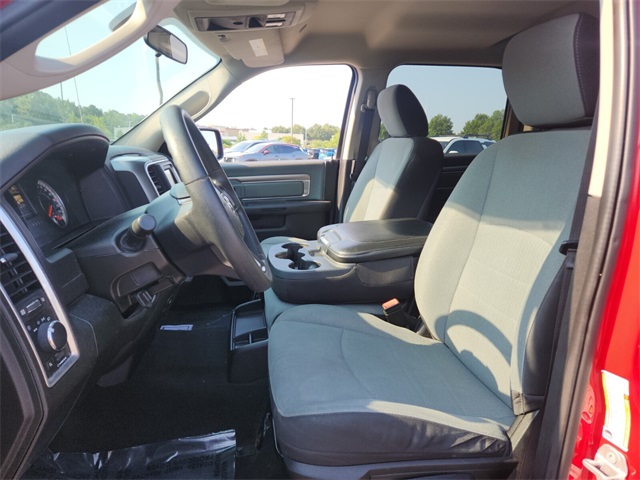 2022 Ram 1500 Classic SLT photo 9
