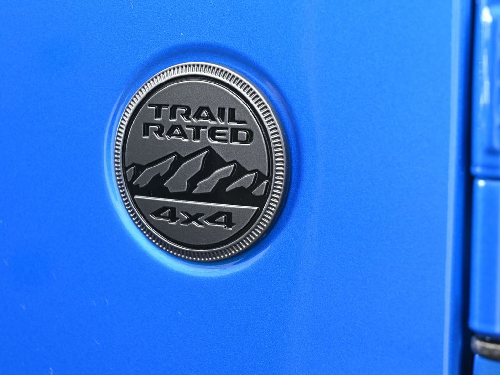 2025 Jeep Wrangler 4-Door Sahara's photo