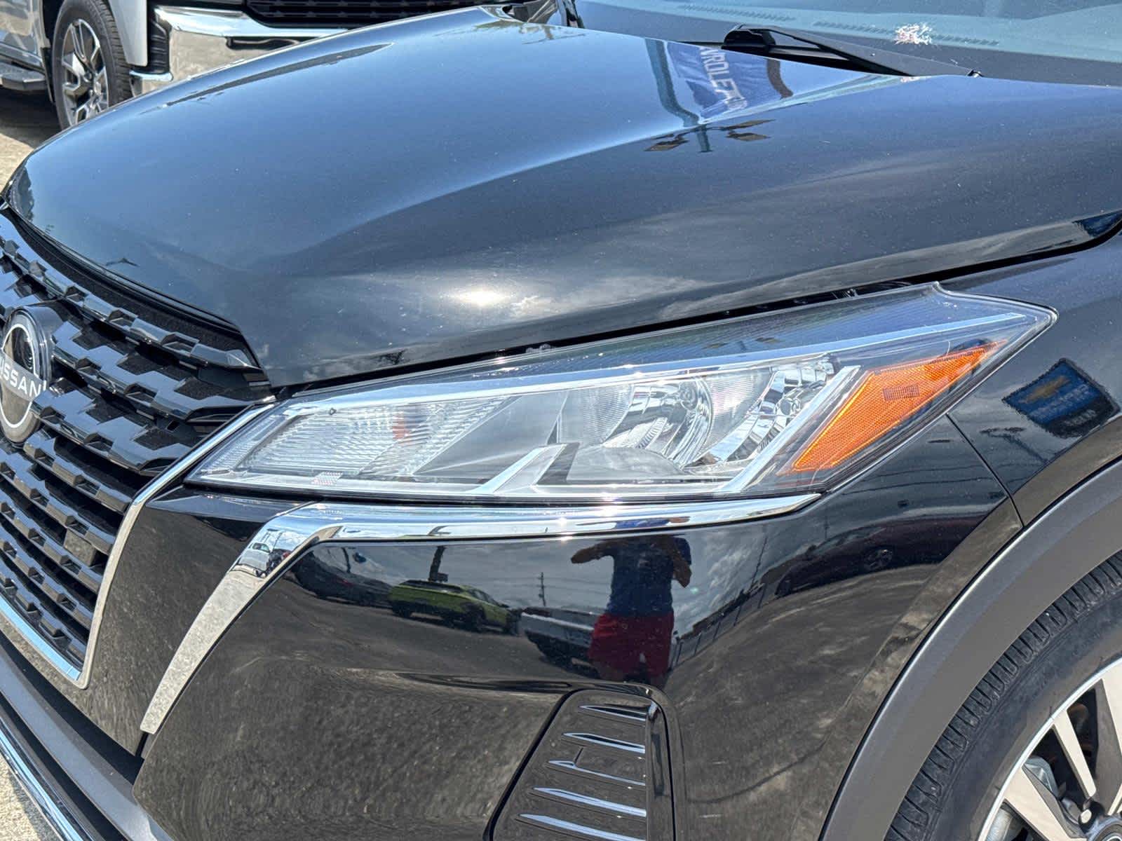 2024 Nissan Kicks SV photo 2