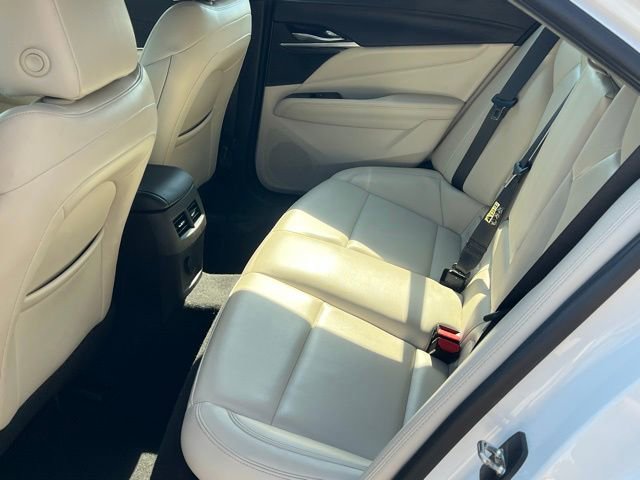 2022 Cadillac CT4 Luxury photo 16