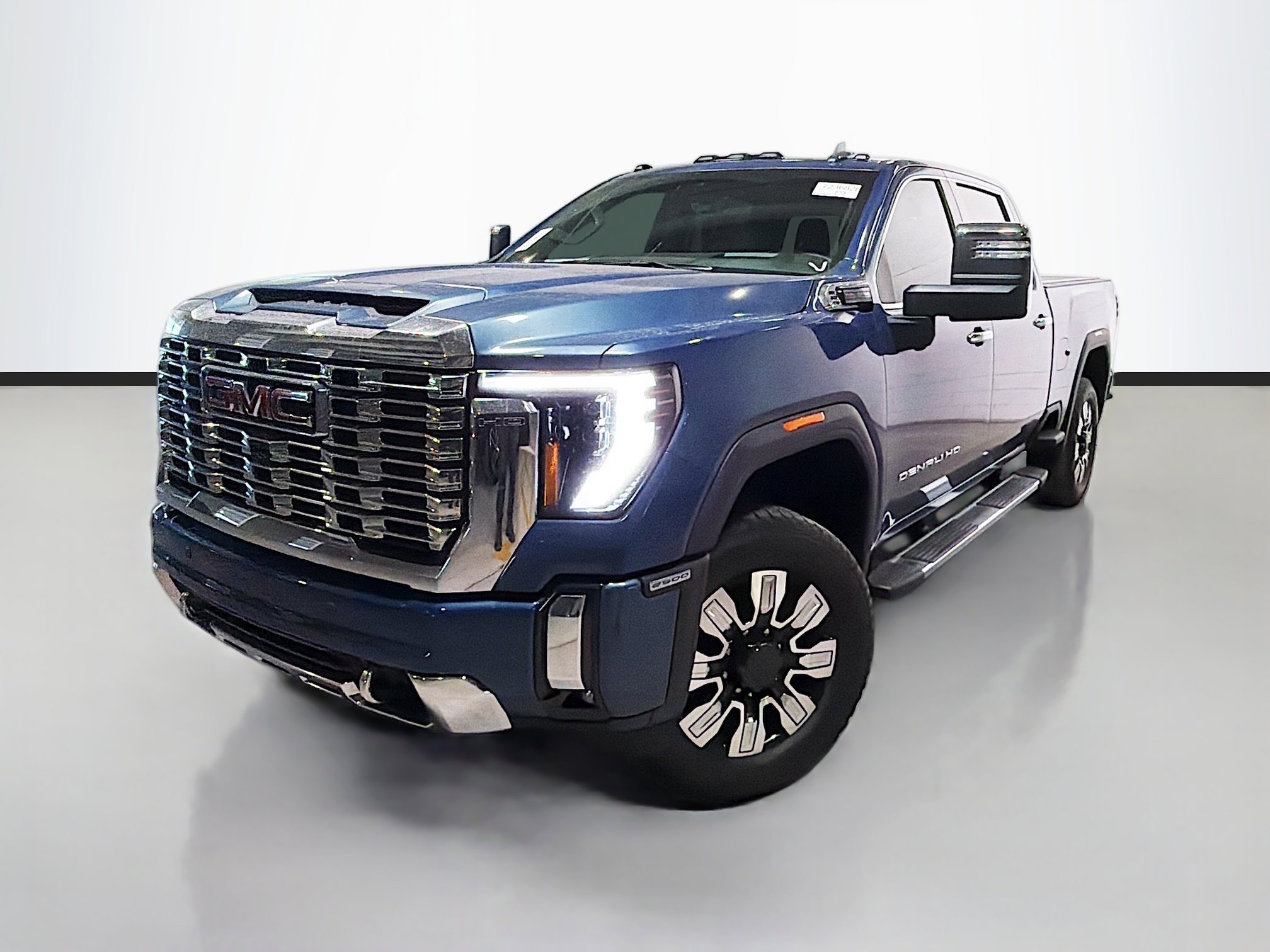 2025 GMC Sierra 2500HD Denali's photo