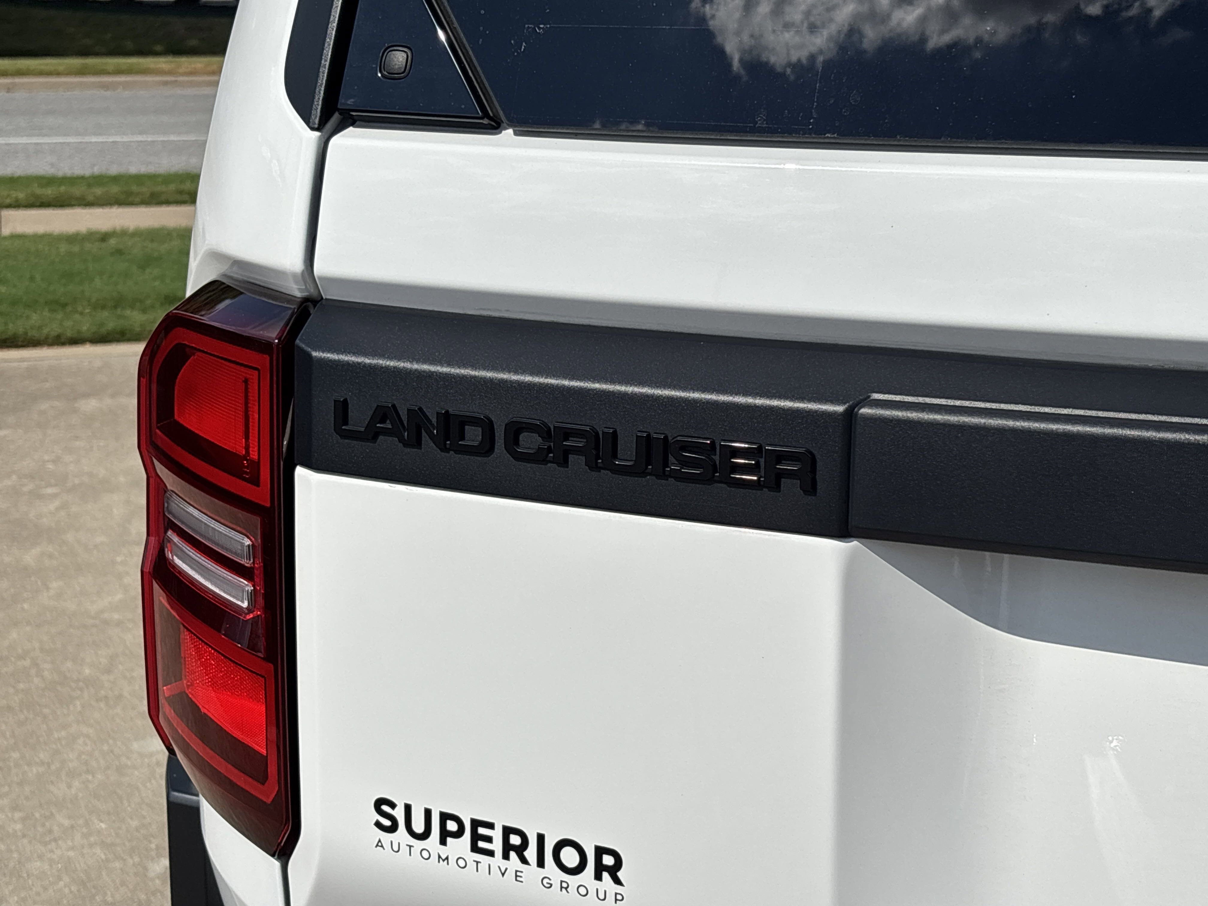 2024 Toyota Land Cruiser photo 3