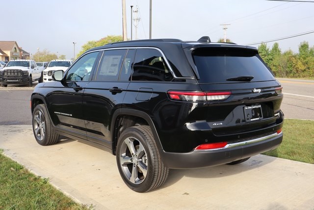 2025 Jeep Grand Cherokee Limited photo 25