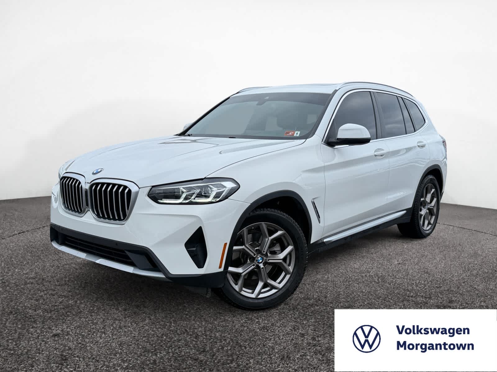 2022 BMW X3 30i's photo
