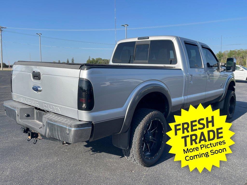 2013 Ford F-350 Lariat photo 3