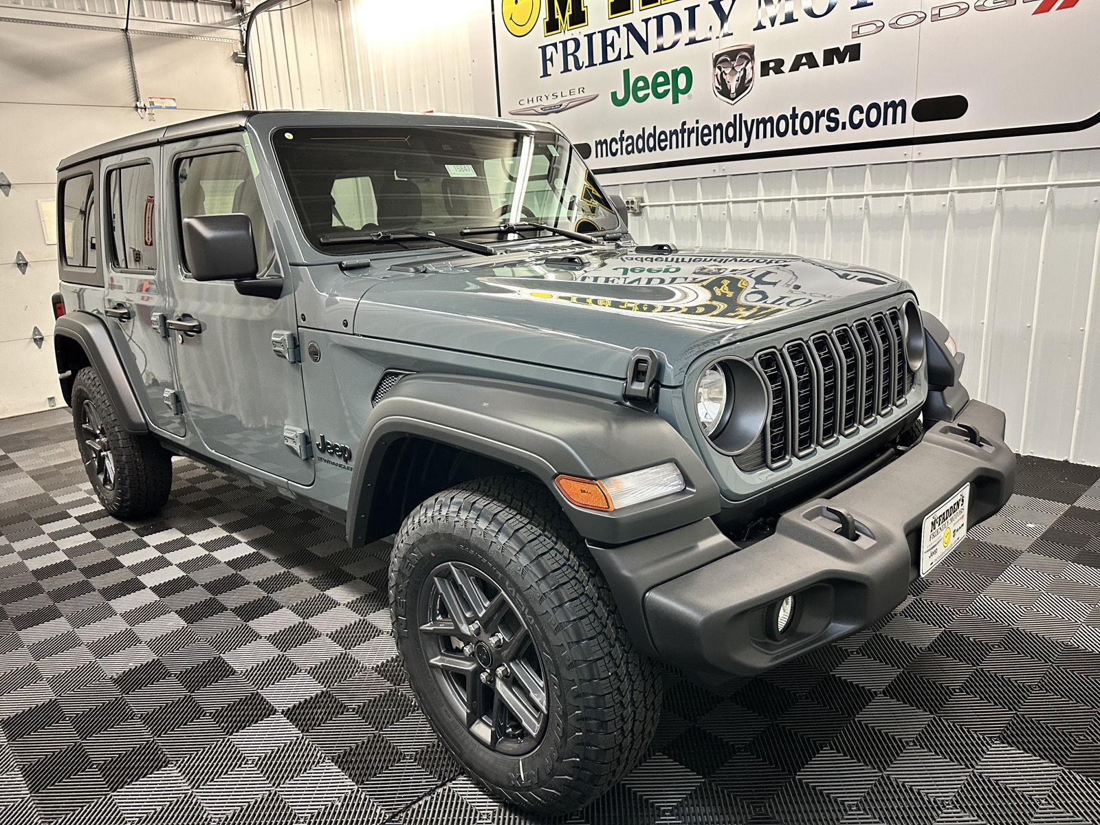 2025 Jeep Wrangler Sport S photo 3