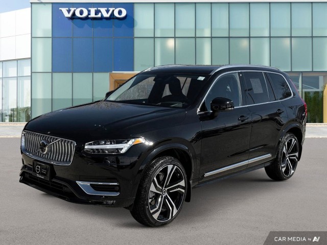 2025 Volvo XC90 Ultra Bright Theme
