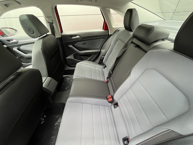 2025 Volkswagen Jetta 1.5T SE photo 3