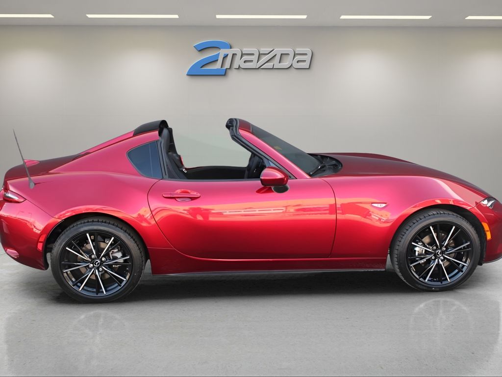 2025 Mazda MX-5 Miata Miata RF Grand Touring photo 12