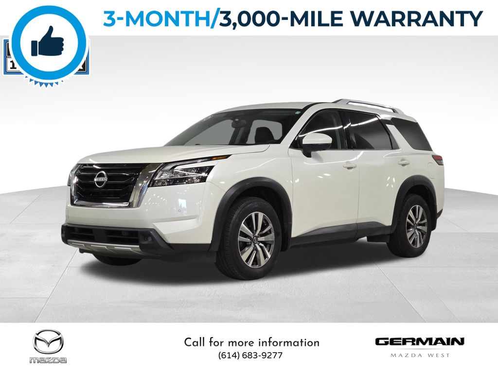 2022 Nissan Pathfinder SL