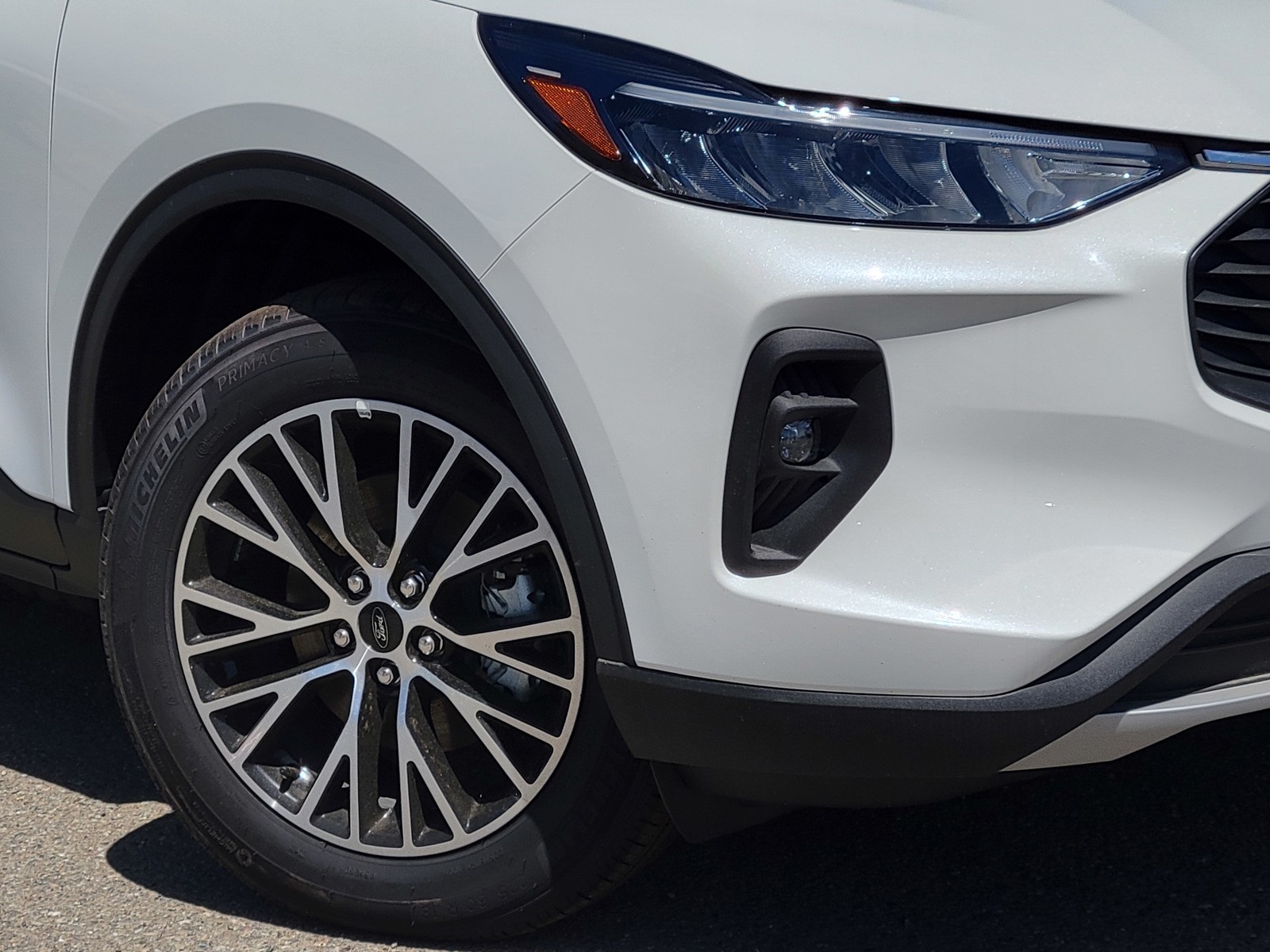 2024 Ford Escape Plug-In Hybrid Base photo 3