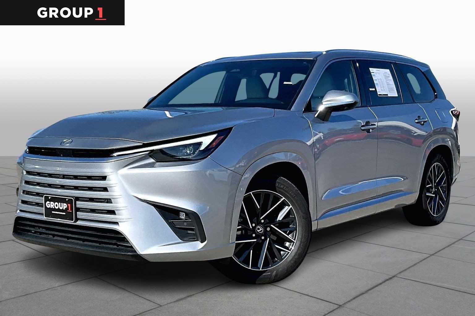 2025 Lexus TX Premium's photo