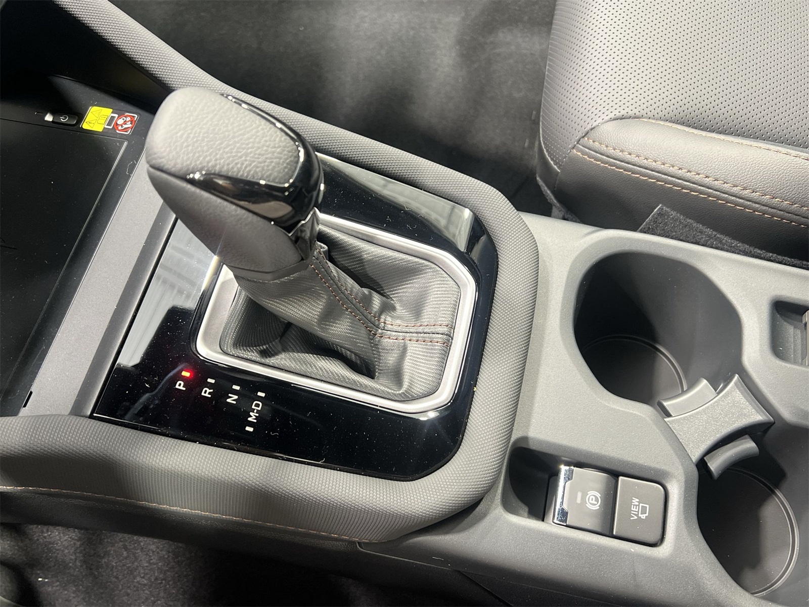 2025 Subaru Forester Touring photo 18