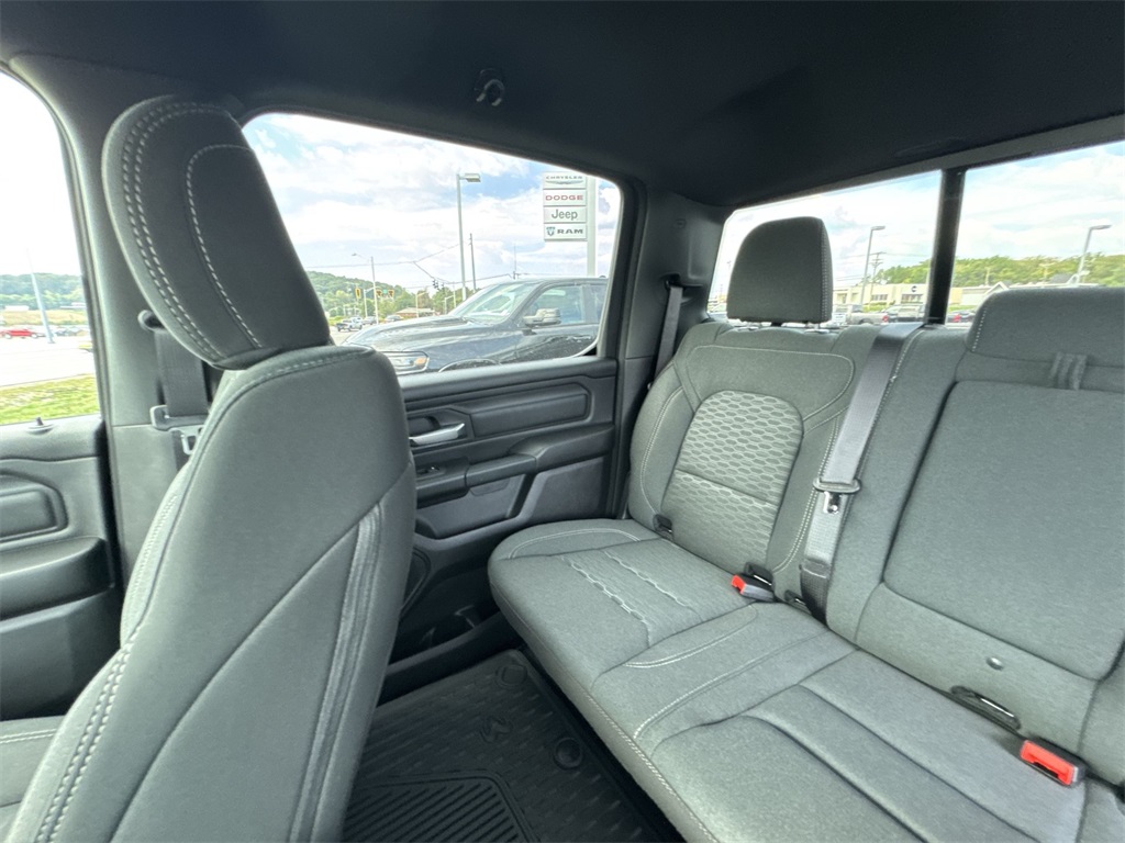 2025 Ram 1500 Tradesman photo 12