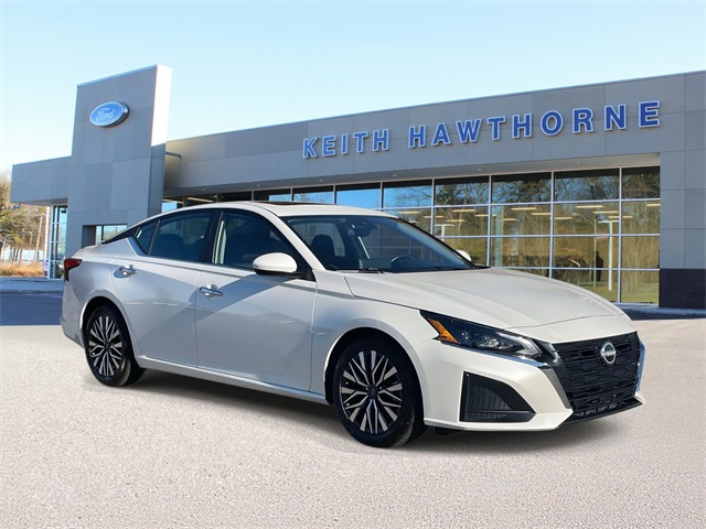 2024 Nissan Altima SV