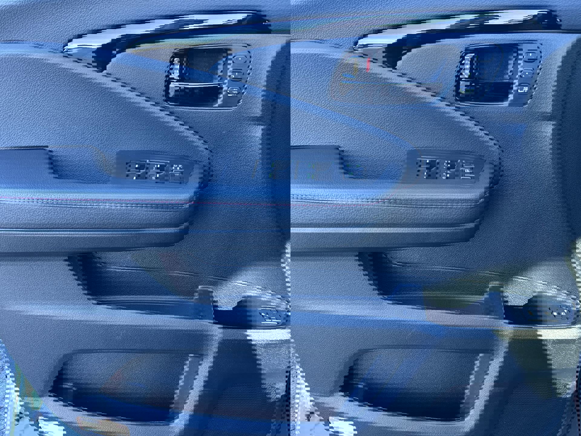 2024 Honda Passport Black Edition photo 13