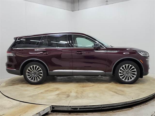 2021 Lincoln Aviator Reserve photo 4