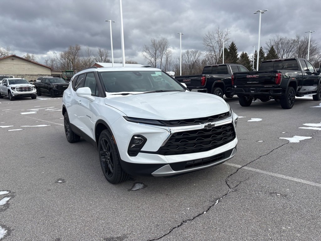 2026 Chevrolet Blazer 2LT photo 3