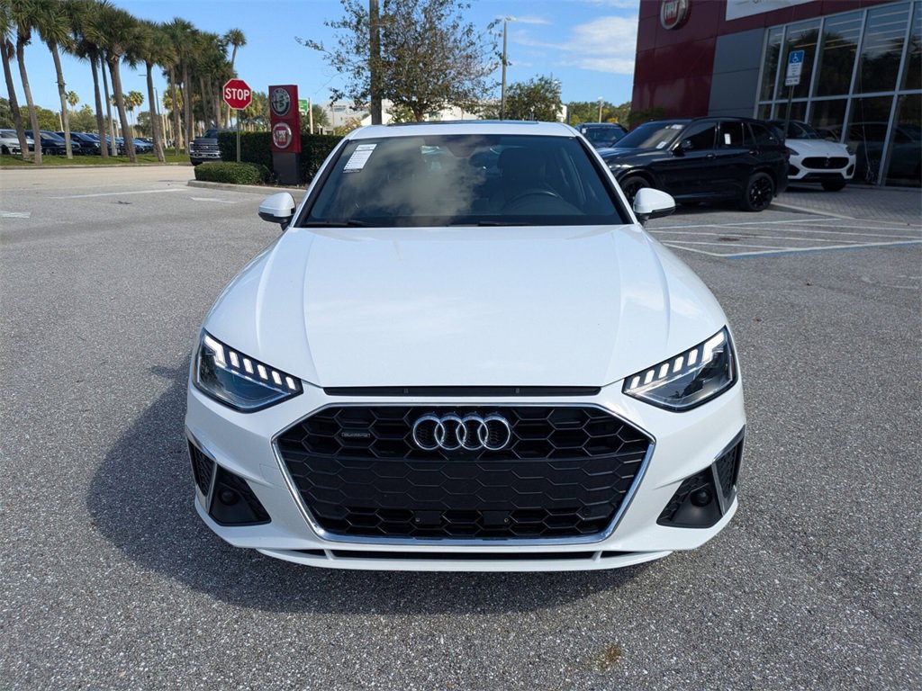 2024 Audi A4 S line Premium Plus 45 TFSI Quattro photo 2