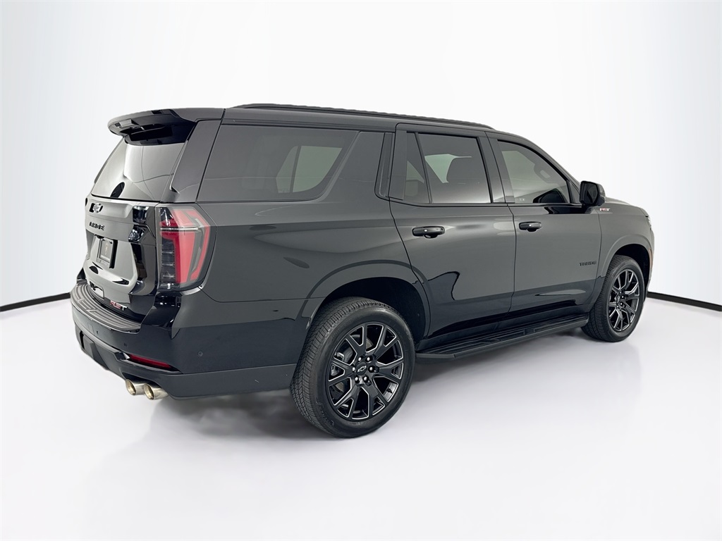 2025 Chevrolet Tahoe RST photo 5