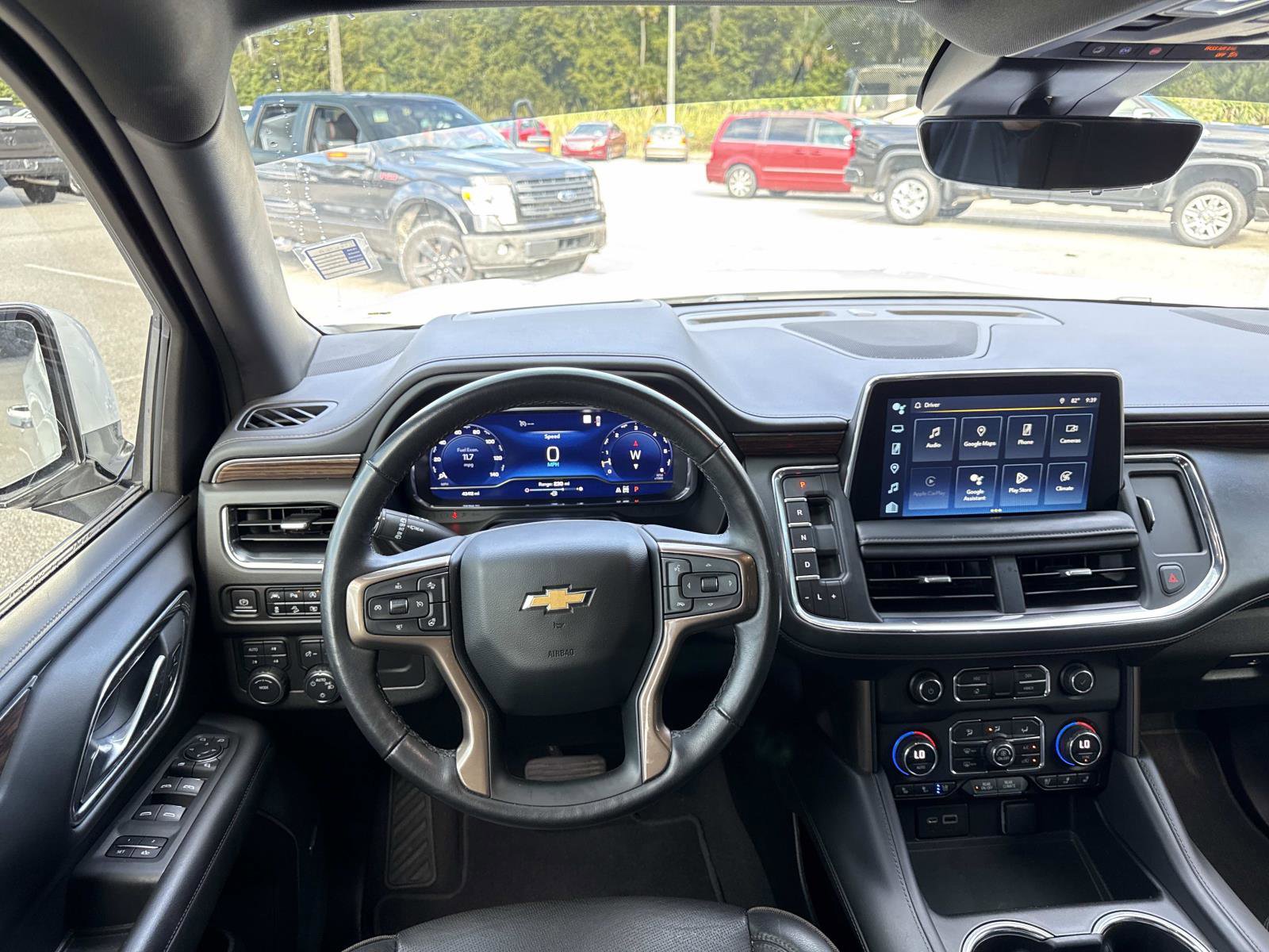 2023 Chevrolet Tahoe High Country photo 14