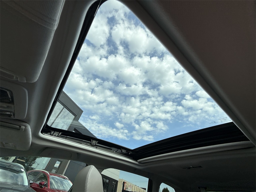 2014 Subaru Forester 2.5i Touring photo 20