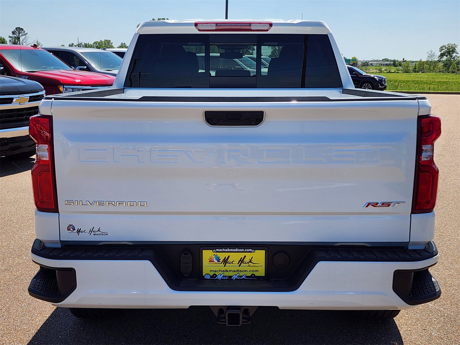 2025 Chevrolet Silverado 1500 RST photo 4