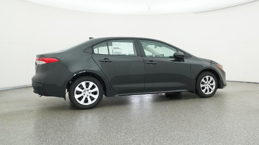 2025 Toyota Corolla LE photo 23