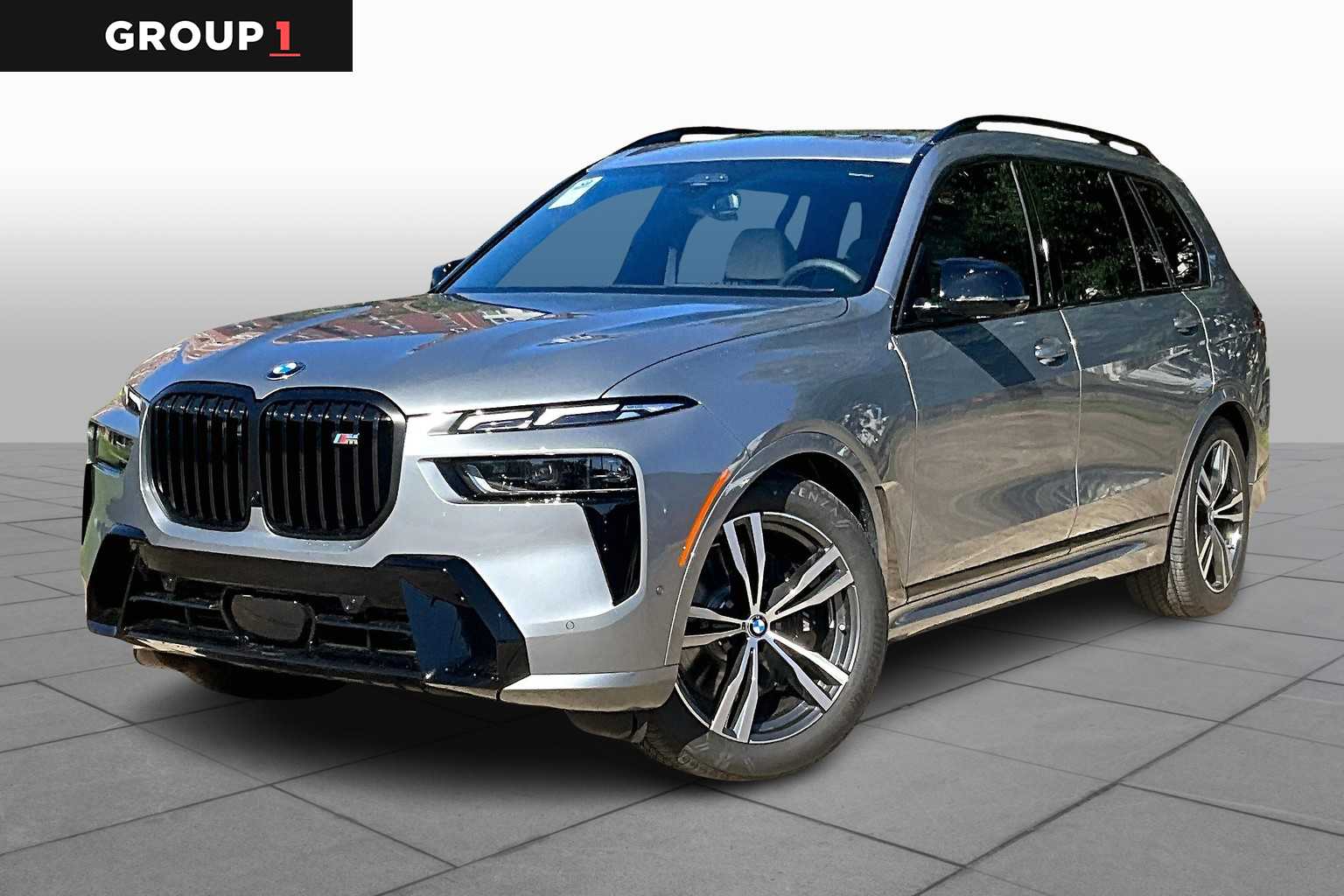 2025 BMW X7 M60i's photo