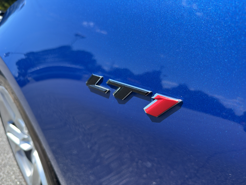2020 Chevrolet Camaro LT1 photo 9