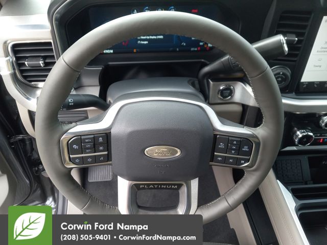 2025 Ford F-250 Platinum photo 13