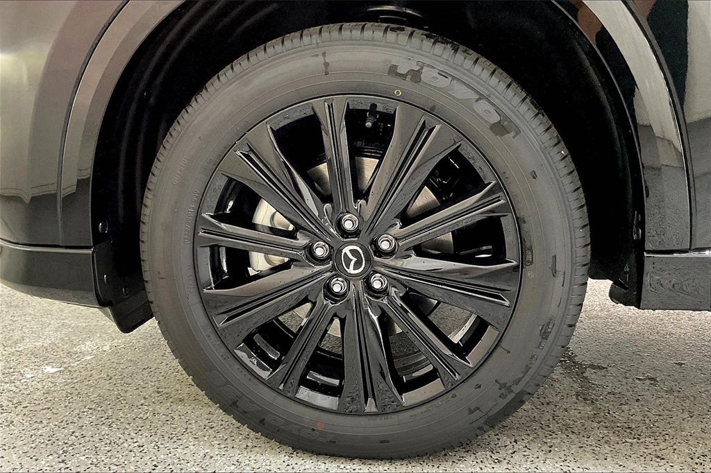 2025 MAZDA CX-5 - Image 11