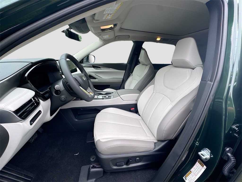 2026 Infiniti QX60 Luxe photo 21