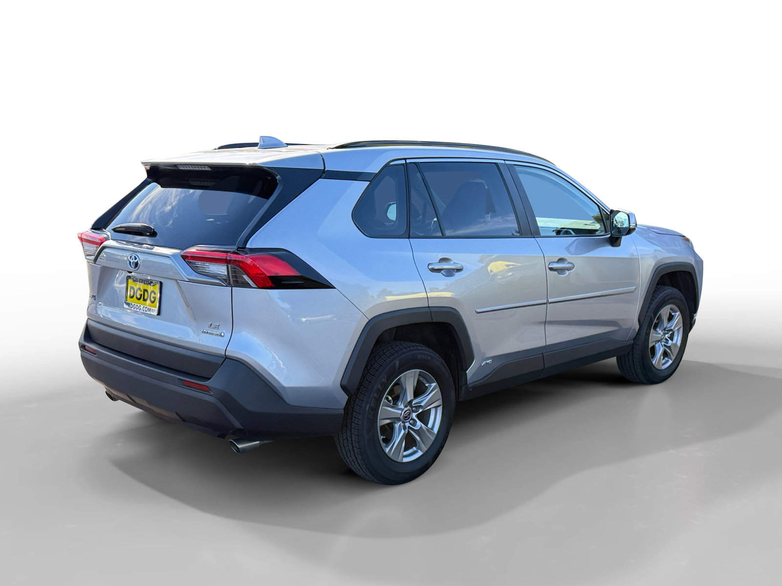 2023 Toyota RAV4 Hybrid LE photo 4