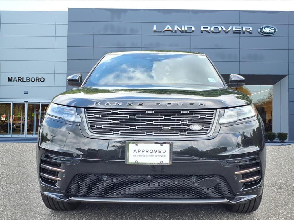 2025 Land Rover Range Rover Velar SE photo 8