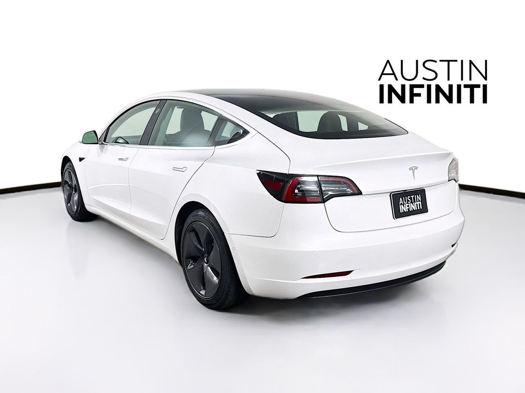 2020 Tesla Model 3 Standard Range Plus photo 4