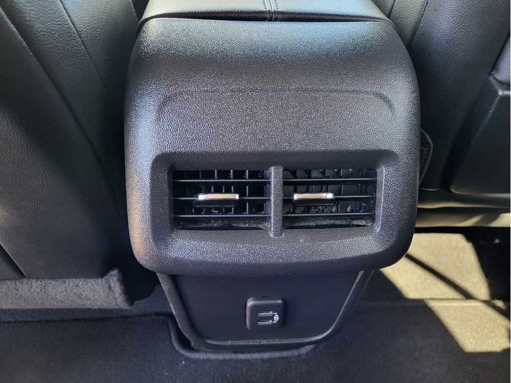 2023 Gmc Terrain SLT photo 8