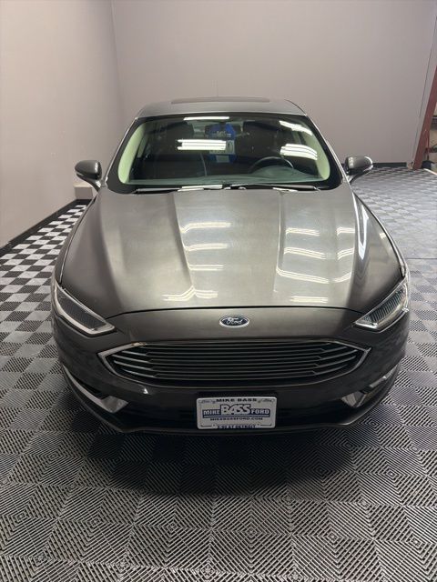 2018 Ford Fusion Hybrid Titanium photo 2