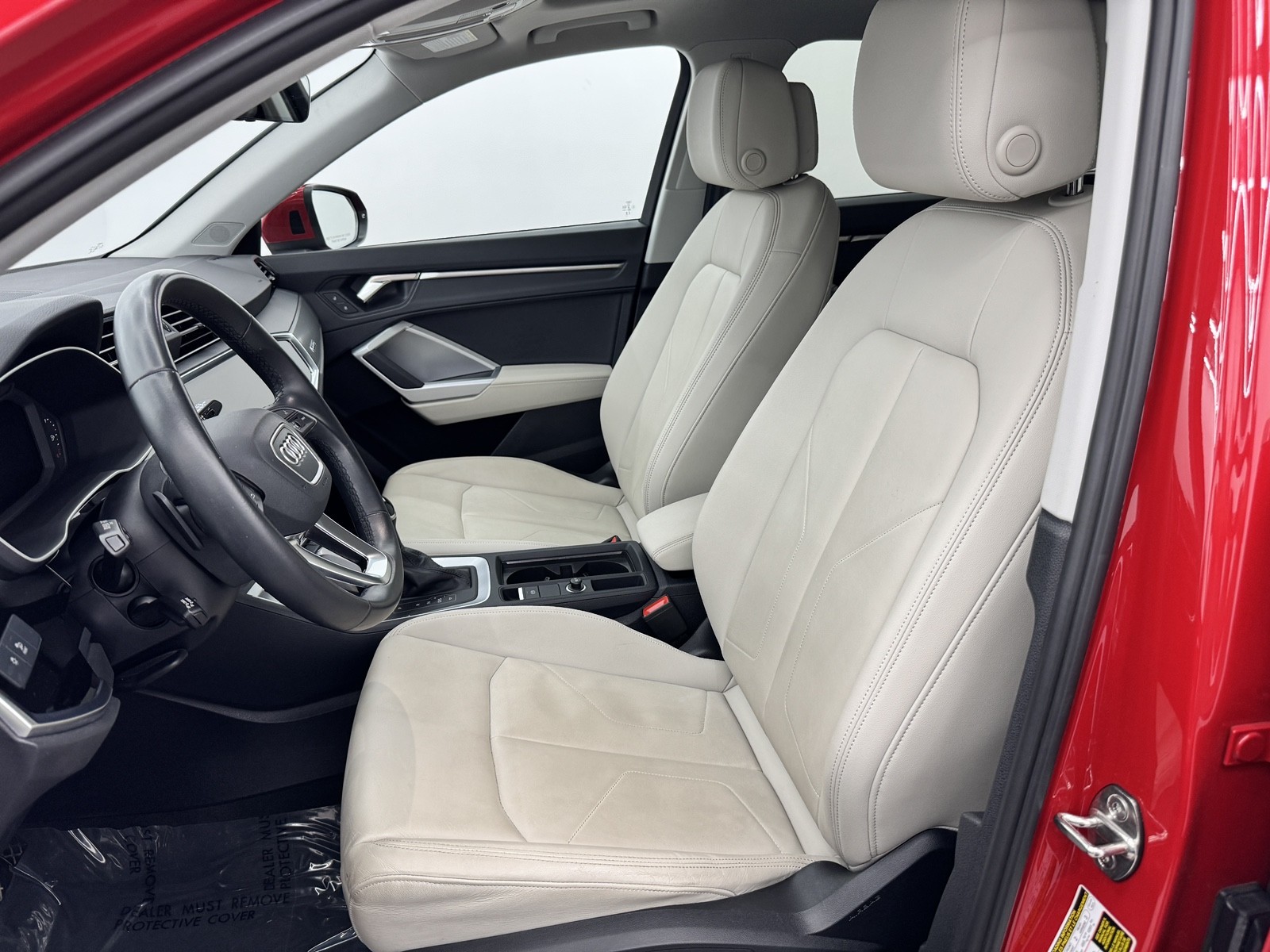 2024 Audi Q3 S line Premium photo 15