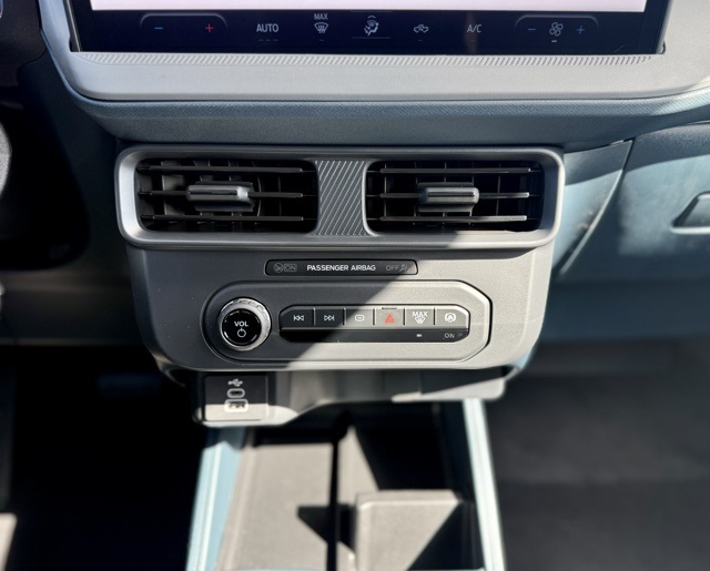 2025 Ford Maverick XL photo 19