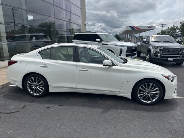 2020 Infiniti Q50 3.0t LUXE photo 2