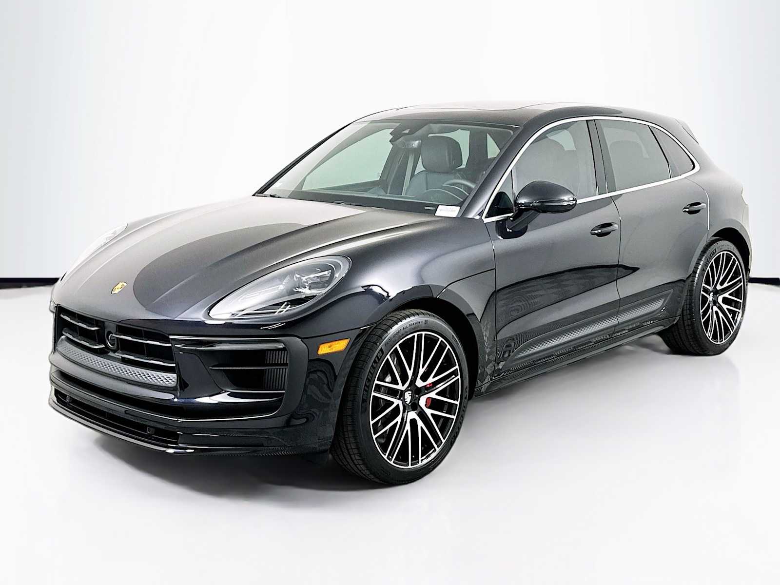 2025 Porsche Macan S