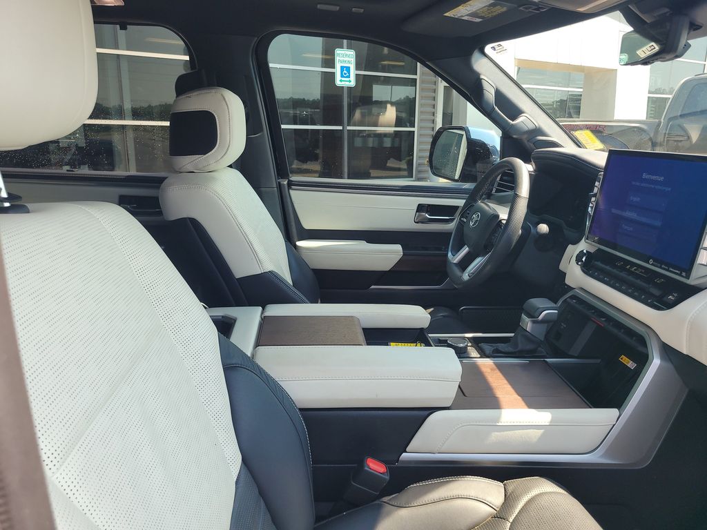 2024 Toyota Sequoia Capstone photo 28