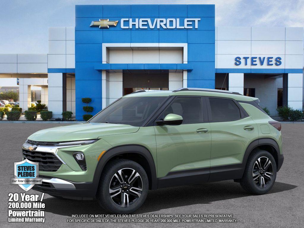 2025 Chevrolet Trailblazer LT photo 2
