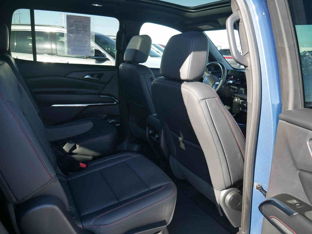 2024 Chevrolet Traverse Z71 photo 22