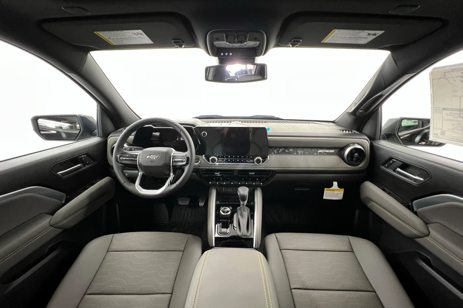 2026 Chevrolet Colorado ZR2 photo 9