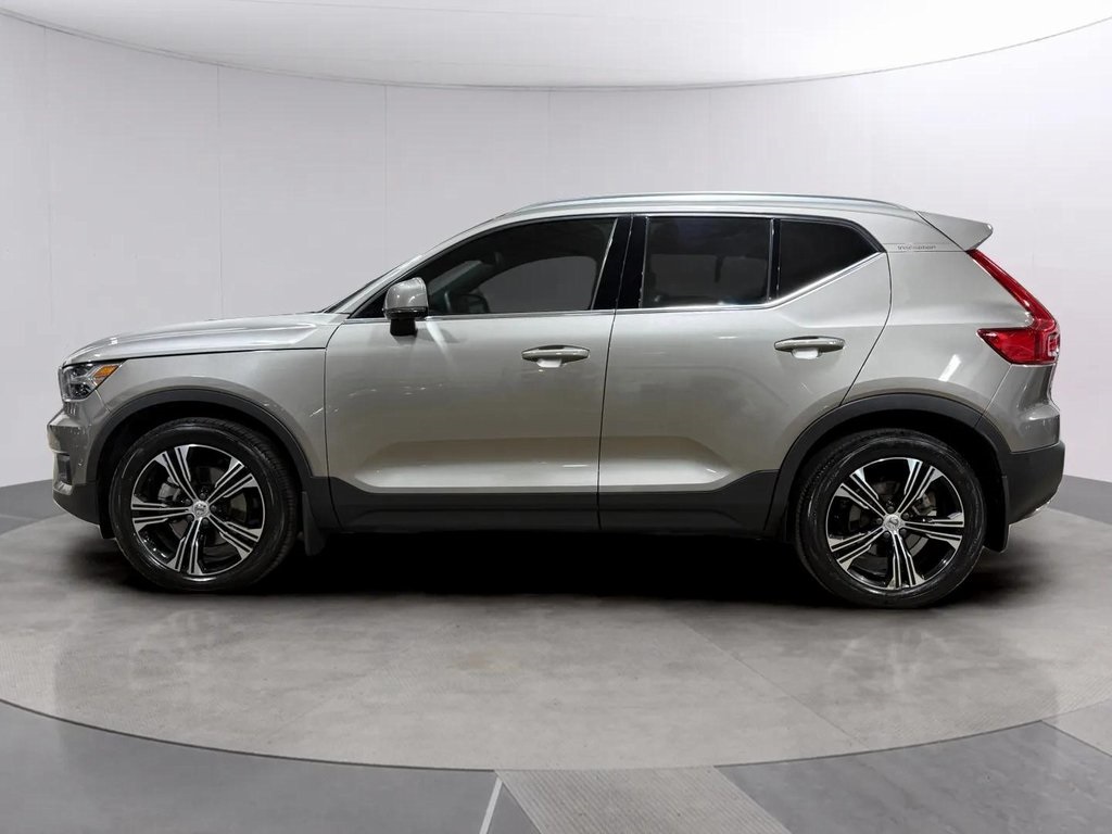 2020 Volvo XC40 T5 Inscription AWD photo 4