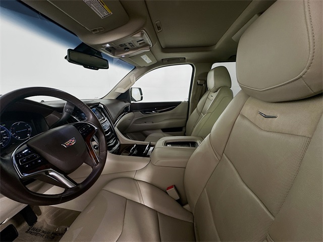 2015 Cadillac Escalade ESV Luxury photo 16